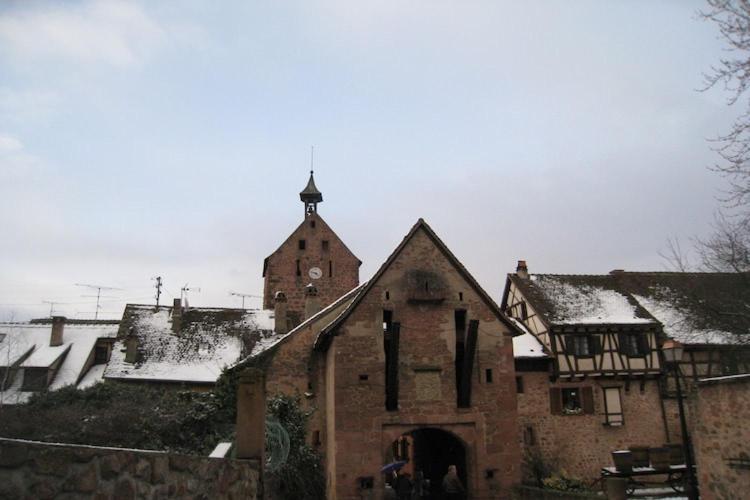 An Apartment In A 17Th Century Wine Grower S House Riquewihr Extérieur photo